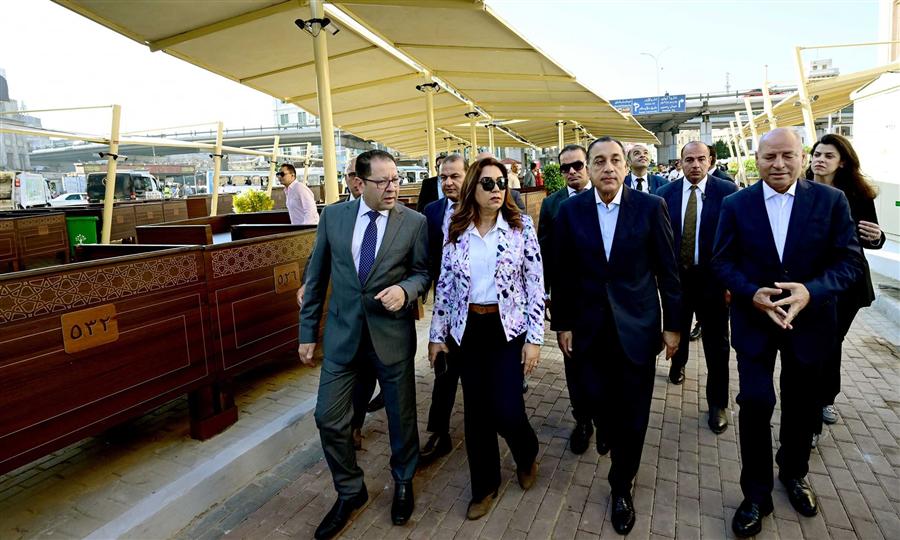 رئيس الوزراء يفتتح مشروع تطوير سوق العتبة بوسط القاهرة